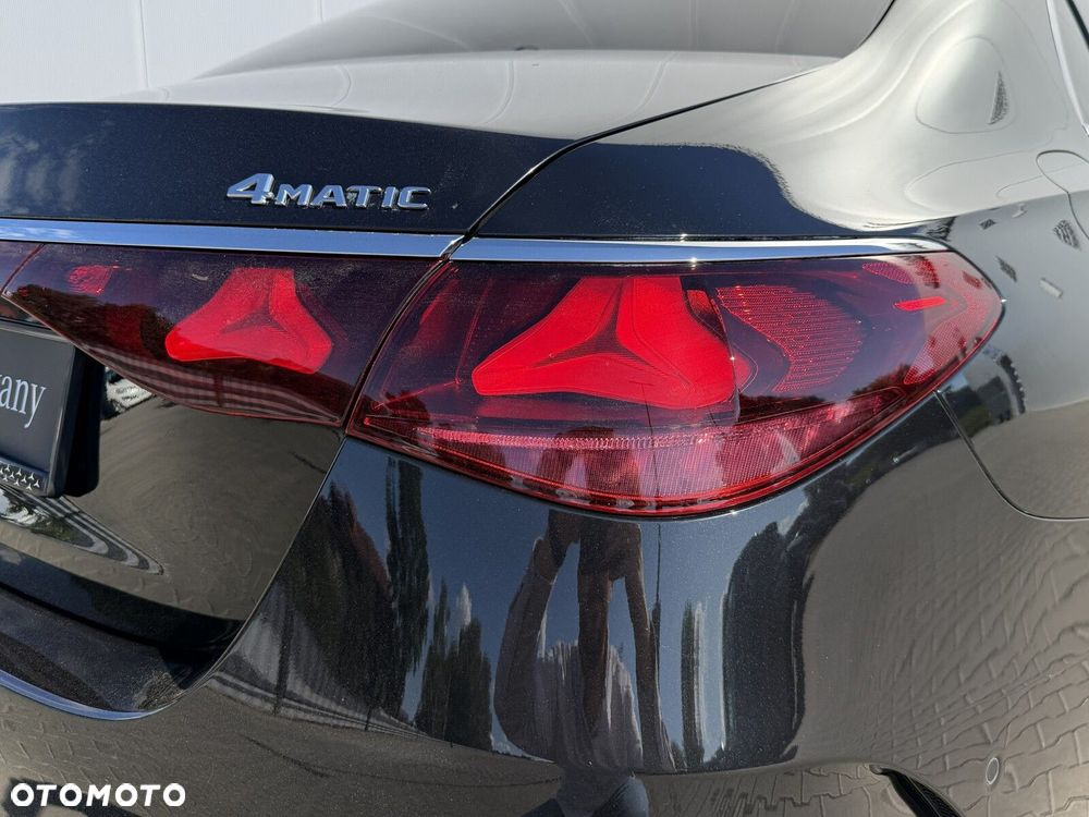 Mercedes-Benz Klasa E 220 d mHEV 4-Matic AMG 9G-Tronic - 11