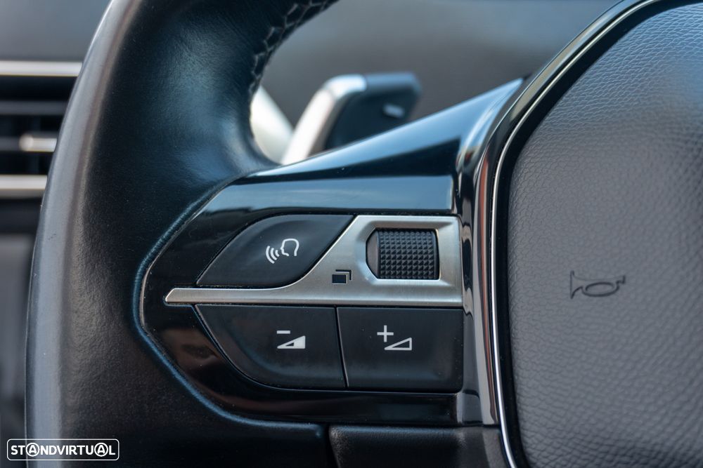 Peugeot 5008 BlueHDI 120 EAT6 Allure - 17