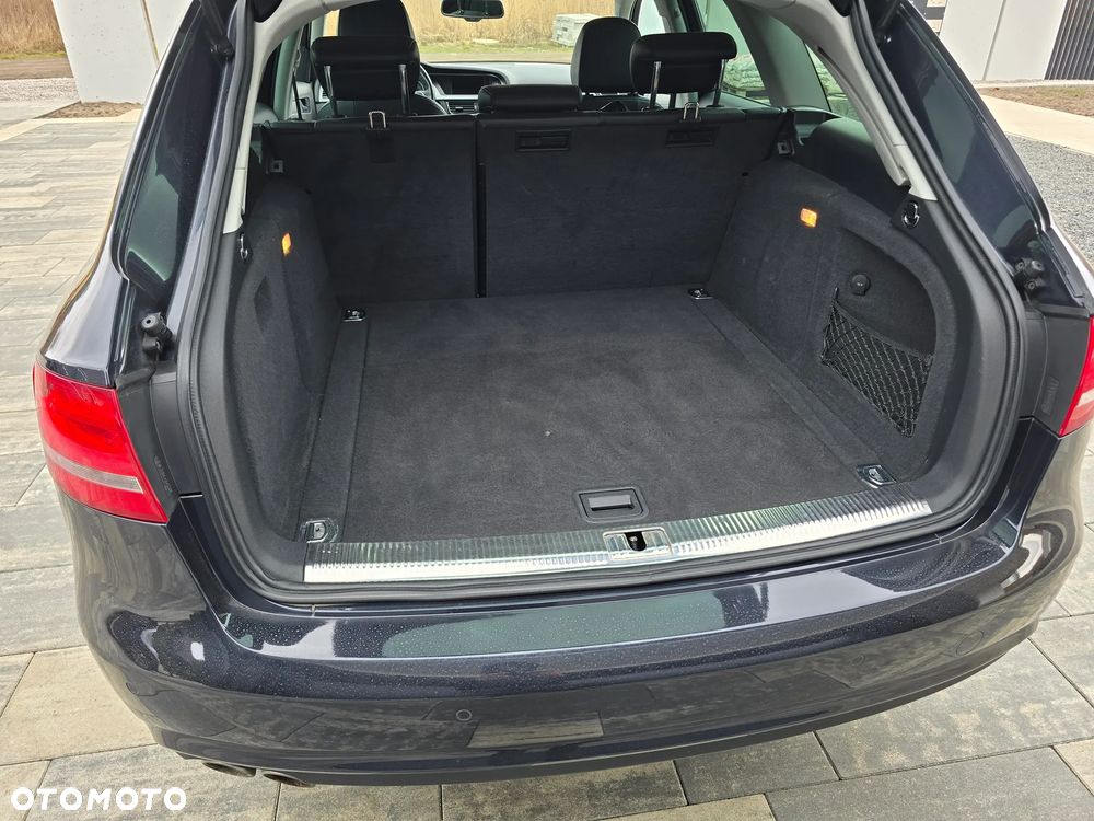 Audi A4 Avant - 13