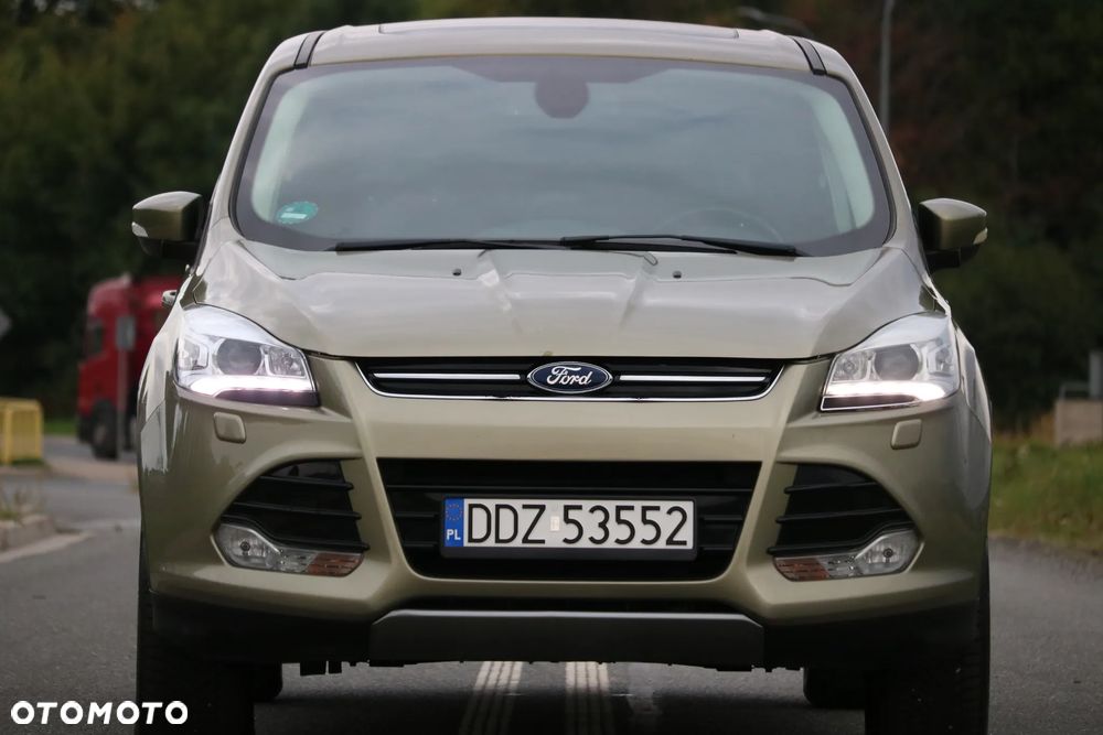 Ford Kuga - 12
