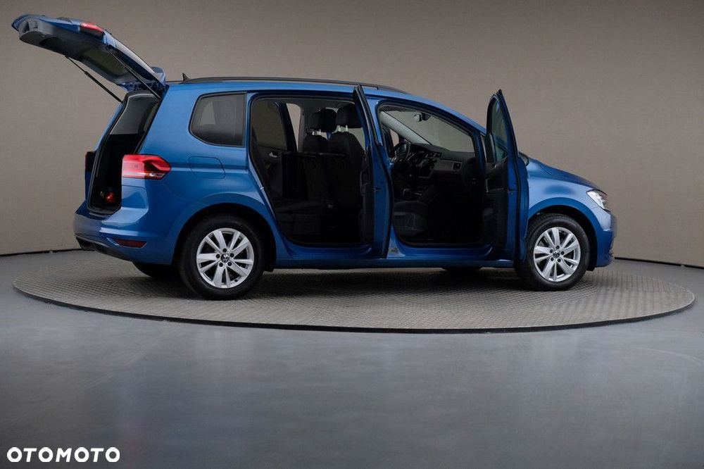 Volkswagen Touran - 6