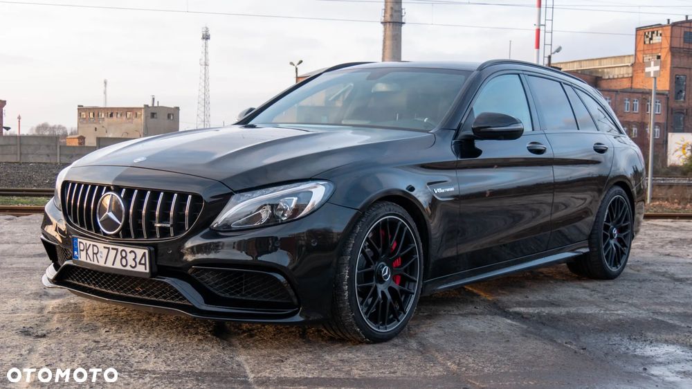 Mercedes-Benz Klasa C AMG 63 S AMG Speedshift 7G-MCT - 2