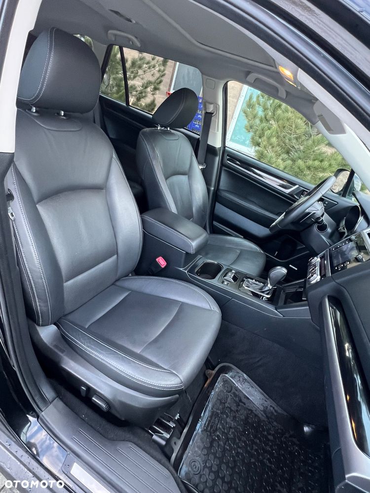 Subaru Outback 2.0D Exclusive Lineartronic - 12