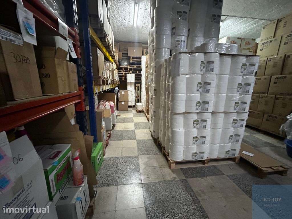 Armazém em Portimão - Grande imagem: 4/11
