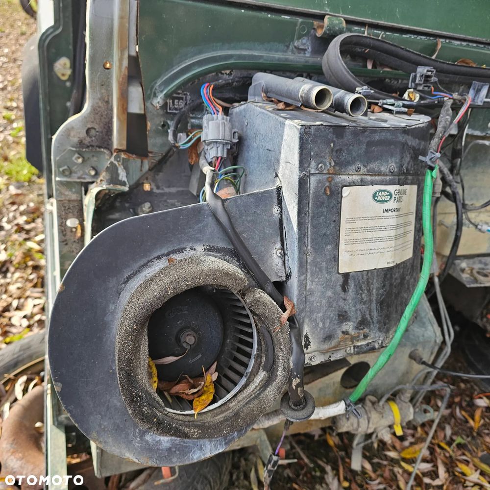 Land Rover Defender 90 SW TD 5 Nagrzewnica / Komplet - 2