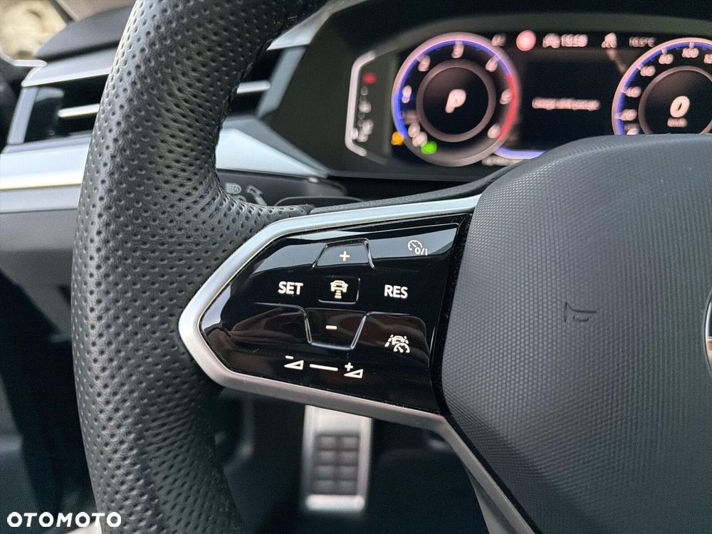 Volkswagen Arteon 2.0 TDI Elegance DSG - 24