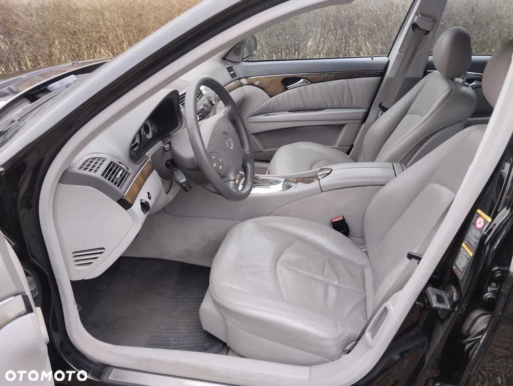 Mercedes-Benz Klasa E 500 7G-TRONIC Avantgarde - 11