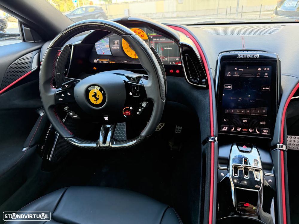 Ferrari Roma 3.9 Twin-Turbo V8 - 9
