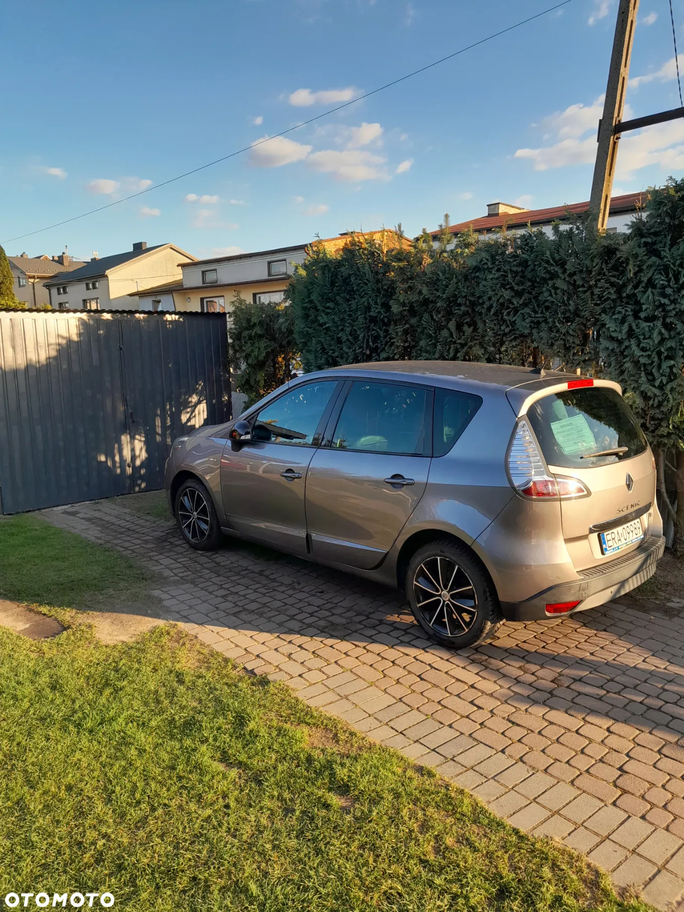 Renault Scenic ENERGY TCe 130 BOSE EDITION - 3
