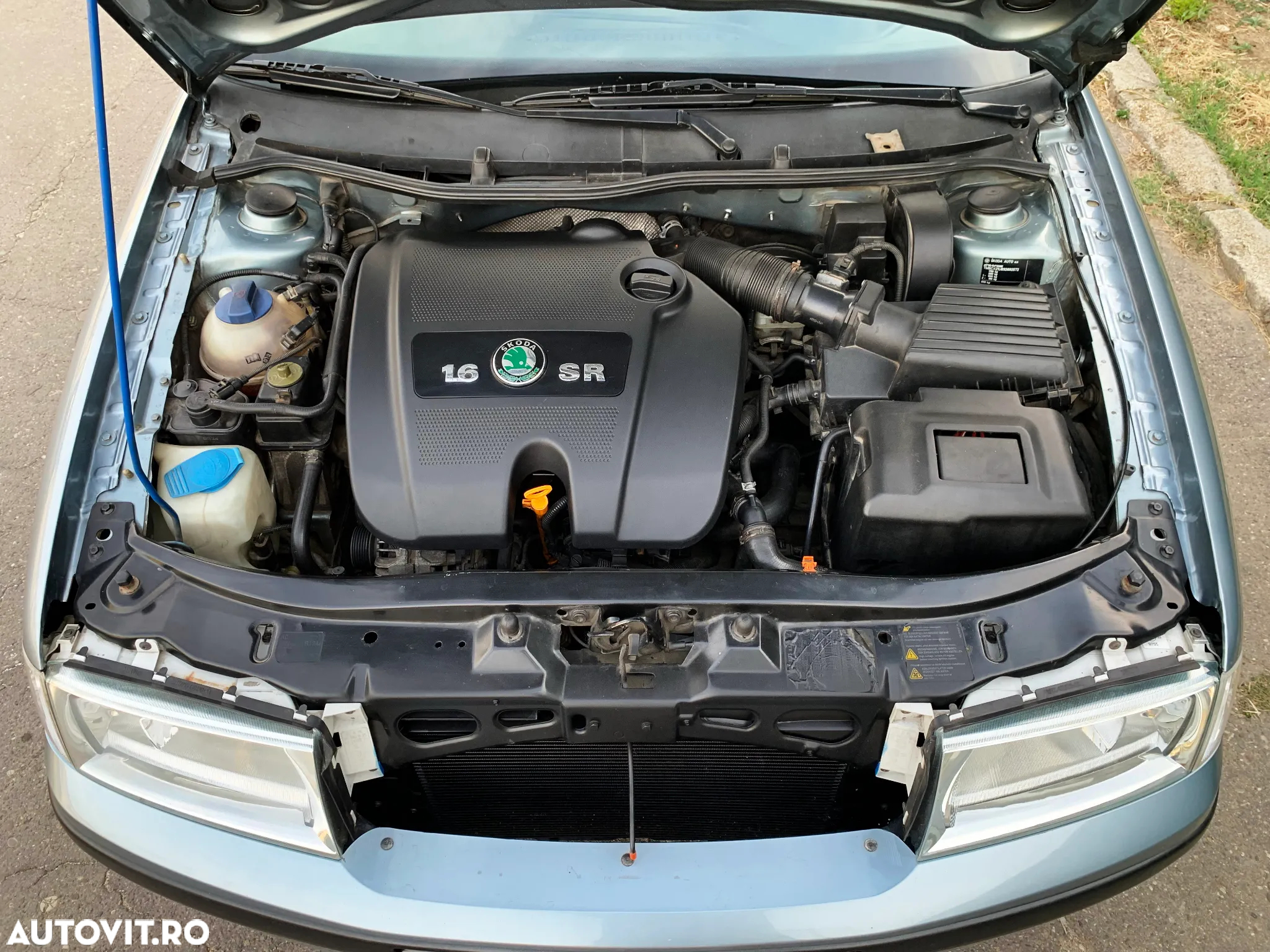 Skoda Octavia 1.6 Ambiente - 16