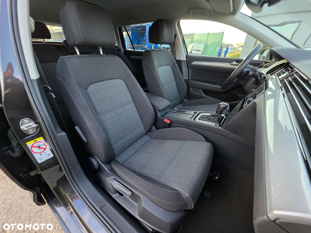 Volkswagen Passat ver-2-0-tdi-evo-business-dsg - 12