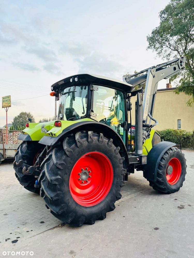 Claas Arion 650 - 12