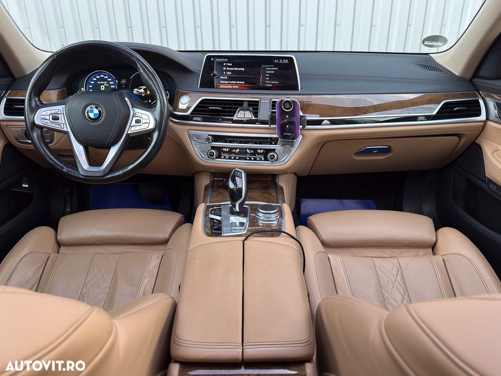 BMW Seria 7 740d xDrive - 16