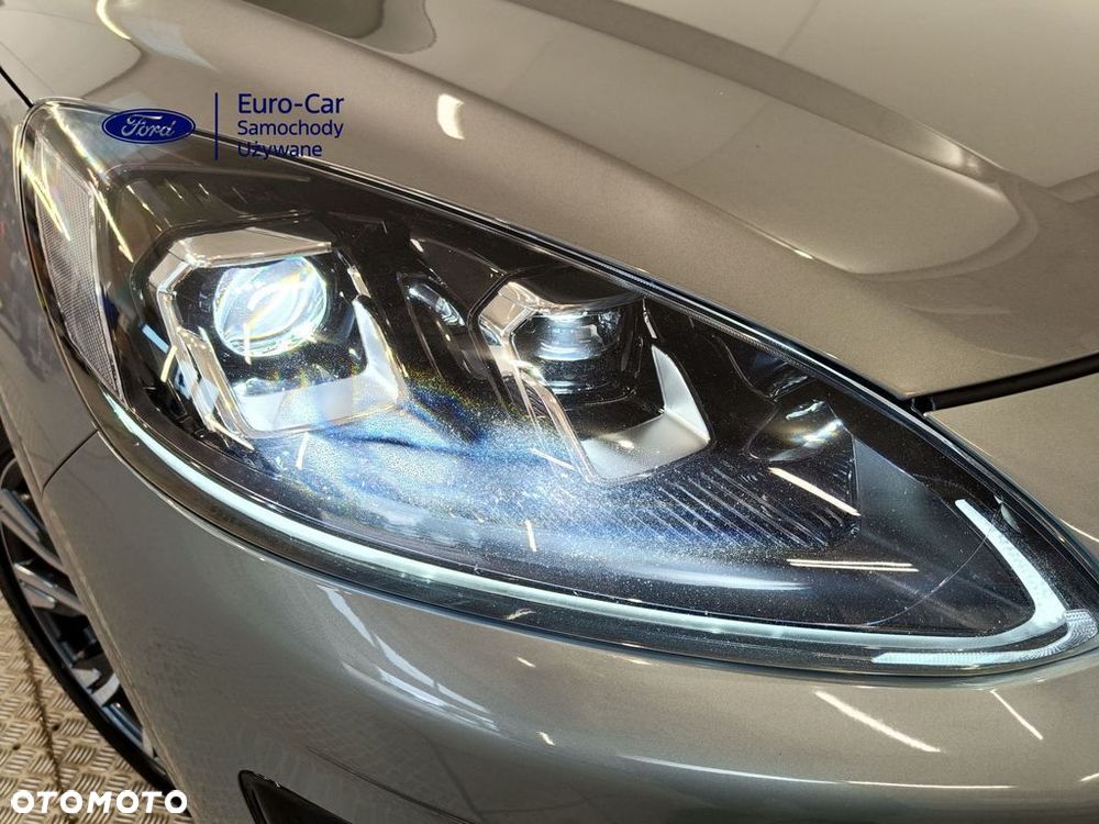 Ford Kuga - 40