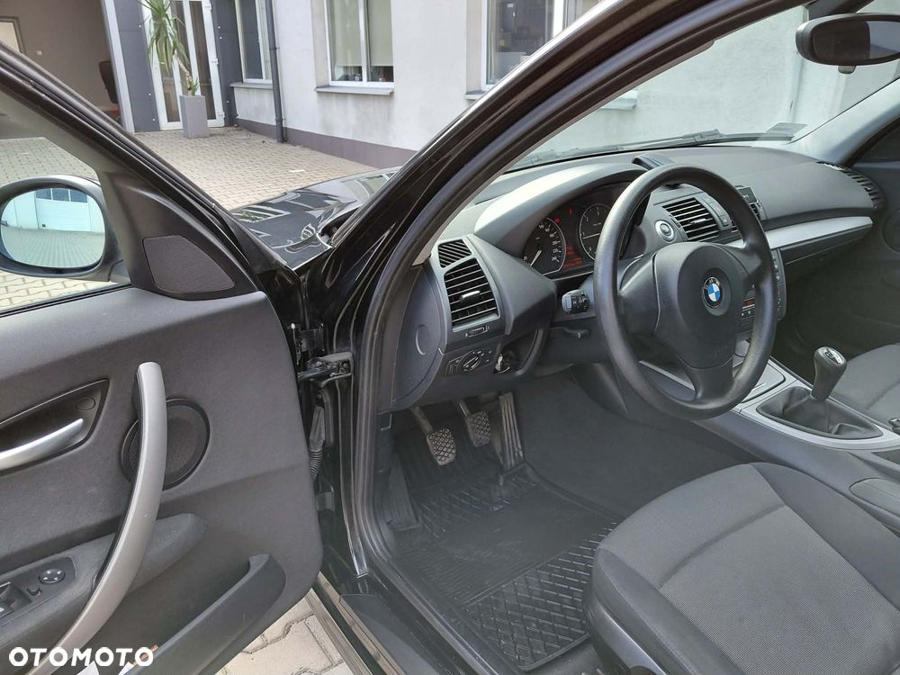 BMW Seria 1 118d - 7