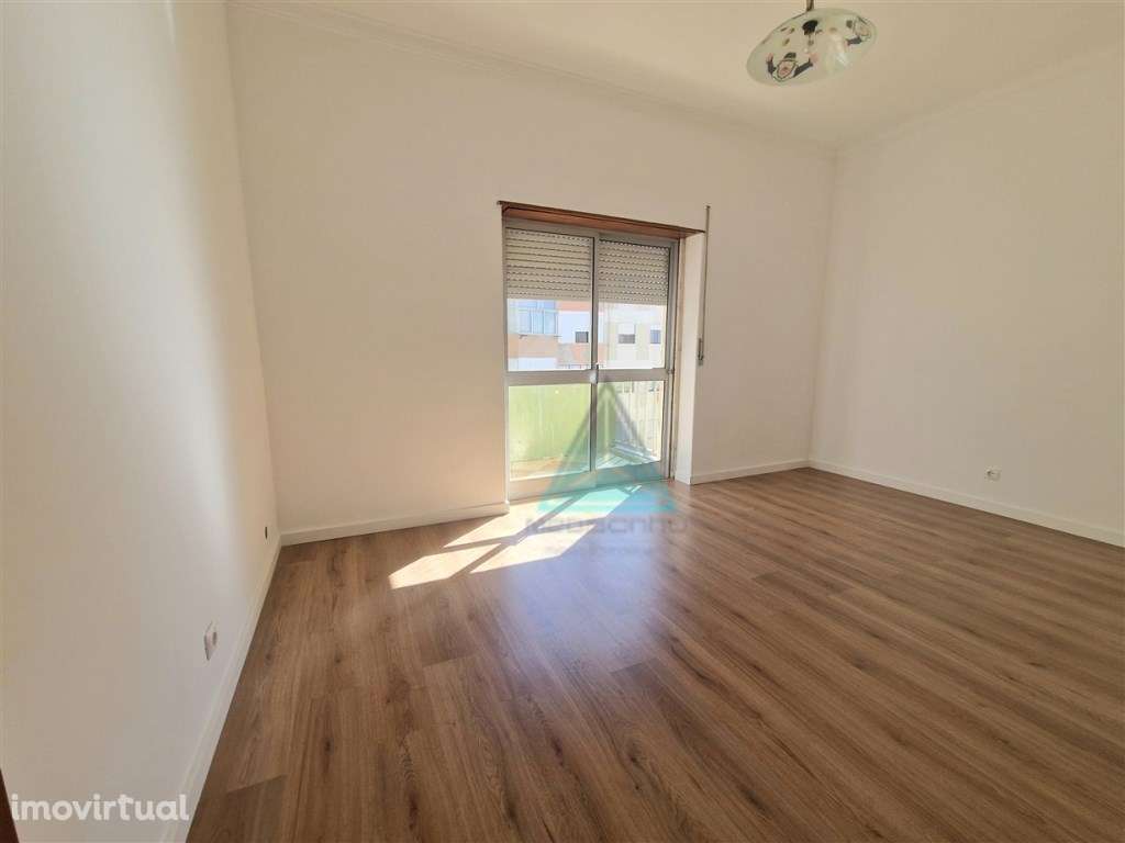 T3 Remodelado * * Torre da Marinha * * Próximo Estação Comboio - Grande imagem: 3/13