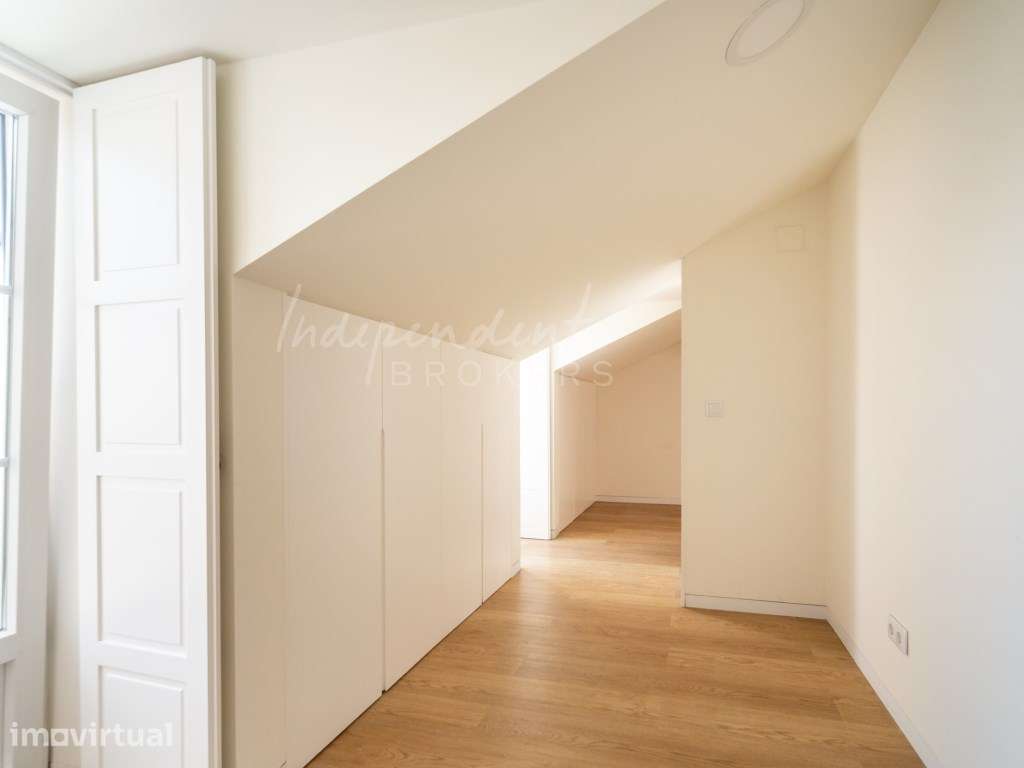 APARTAMENTO T2+1 COM VARANDAS [CALÇADA DA BOA HORA, AJUDA] - Grande imagem: 4/26