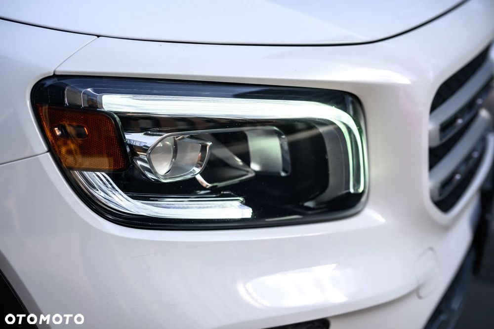 Mercedes-Benz GLB 250 Progressive 8G-DCT - 17