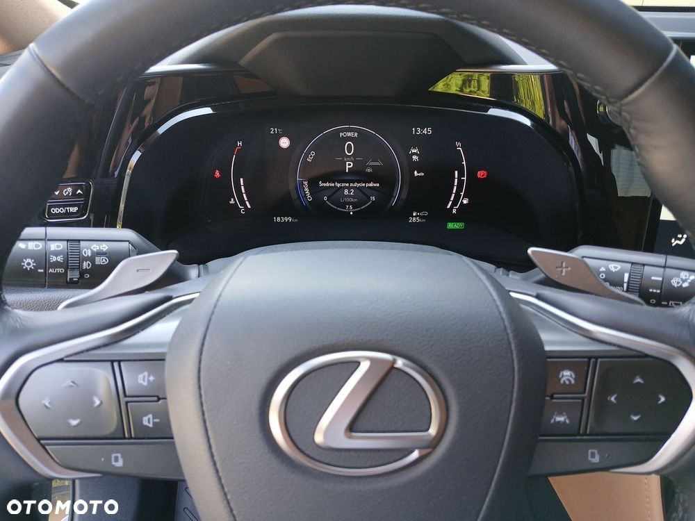 Lexus NX 350h Omotenashi AWD - 17