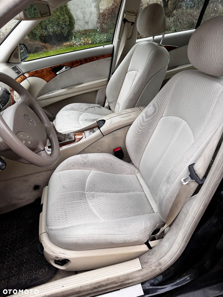 Mercedes-Benz Klasa E 270 CDI Elegance - 8