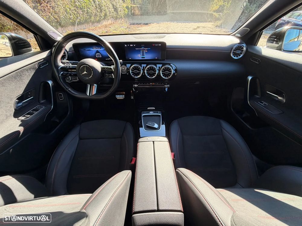 Mercedes-Benz A 250 e AMG Line - 34