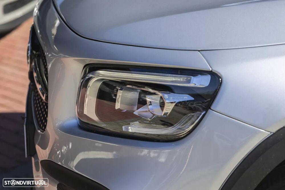 Mercedes-Benz GLB 180 d AMG Line - 10