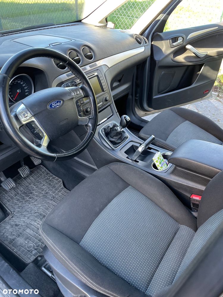 Ford Galaxy 2.0 TDCi Titanium - 9