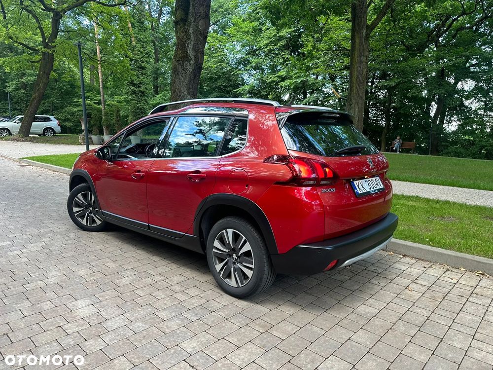 Peugeot 2008 1.2 Pure Tech Style S&S EAT6 - 4