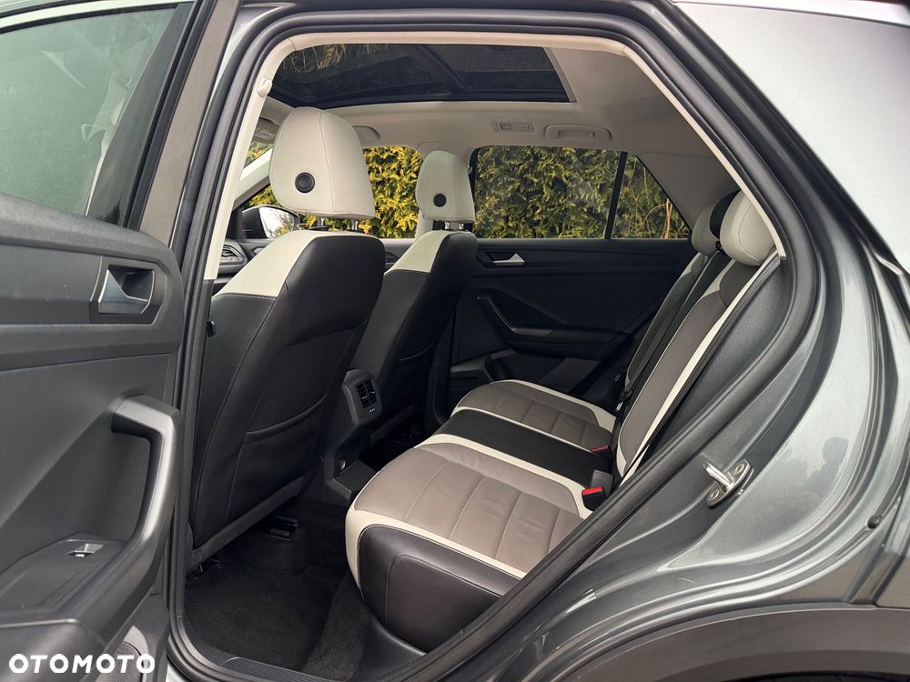 Volkswagen T-Roc 1.5 TSI GPF ACT Premium - 22