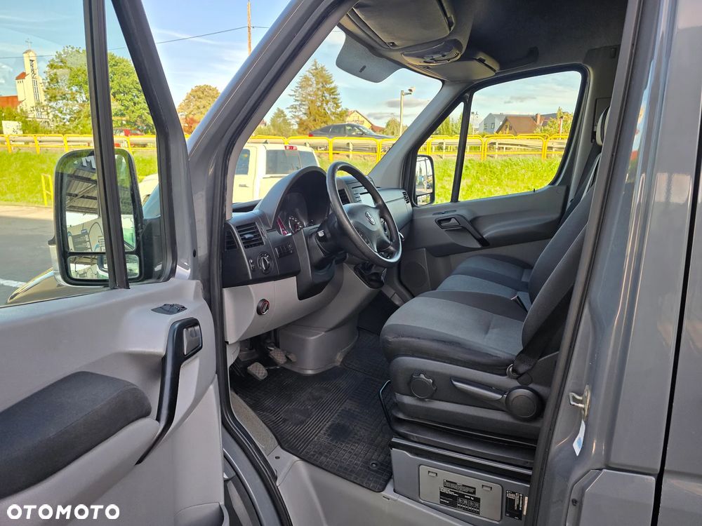 Volkswagen CRAFTER - 8