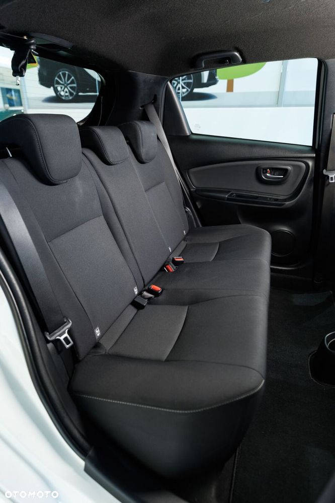 Toyota Yaris - 20