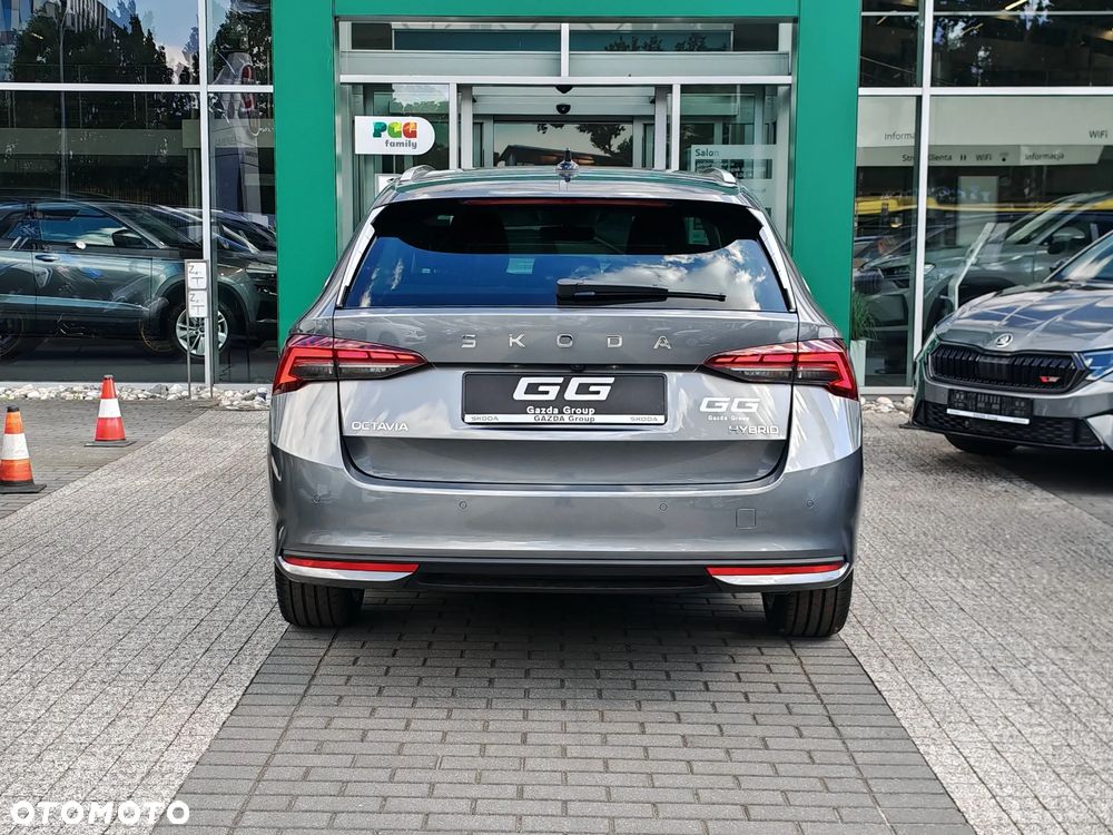 Skoda Octavia - 5