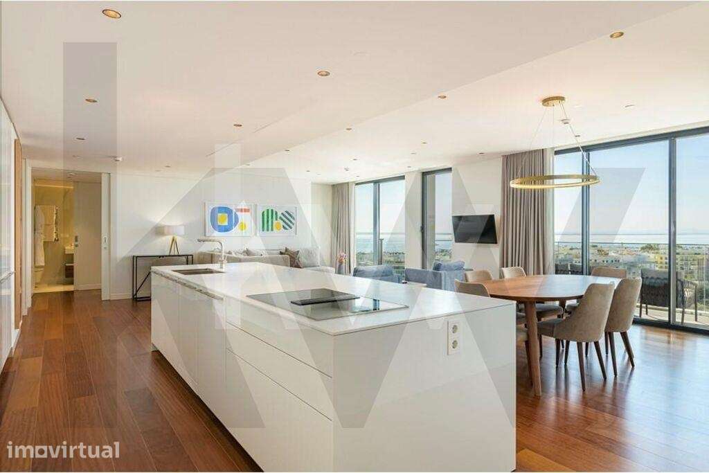 Apartamento T3 Plus de Luxo com Vista Rio no Martinhal Residences | Pa