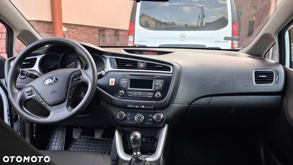 Kia Ceed 1.4 S - 6