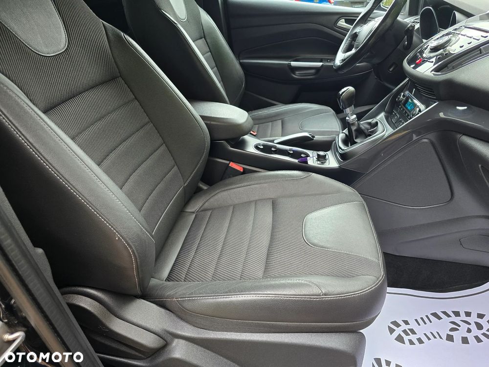 Ford Kuga 2.0 TDCi 4WD Titanium - 19