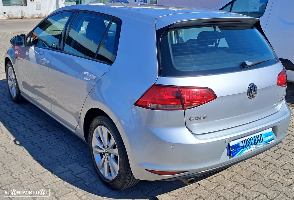 VW Golf 1.6 TDi BlueMotion Confortline - 2