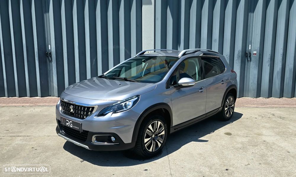 Peugeot 2008 PureTech 82 Allure - 1