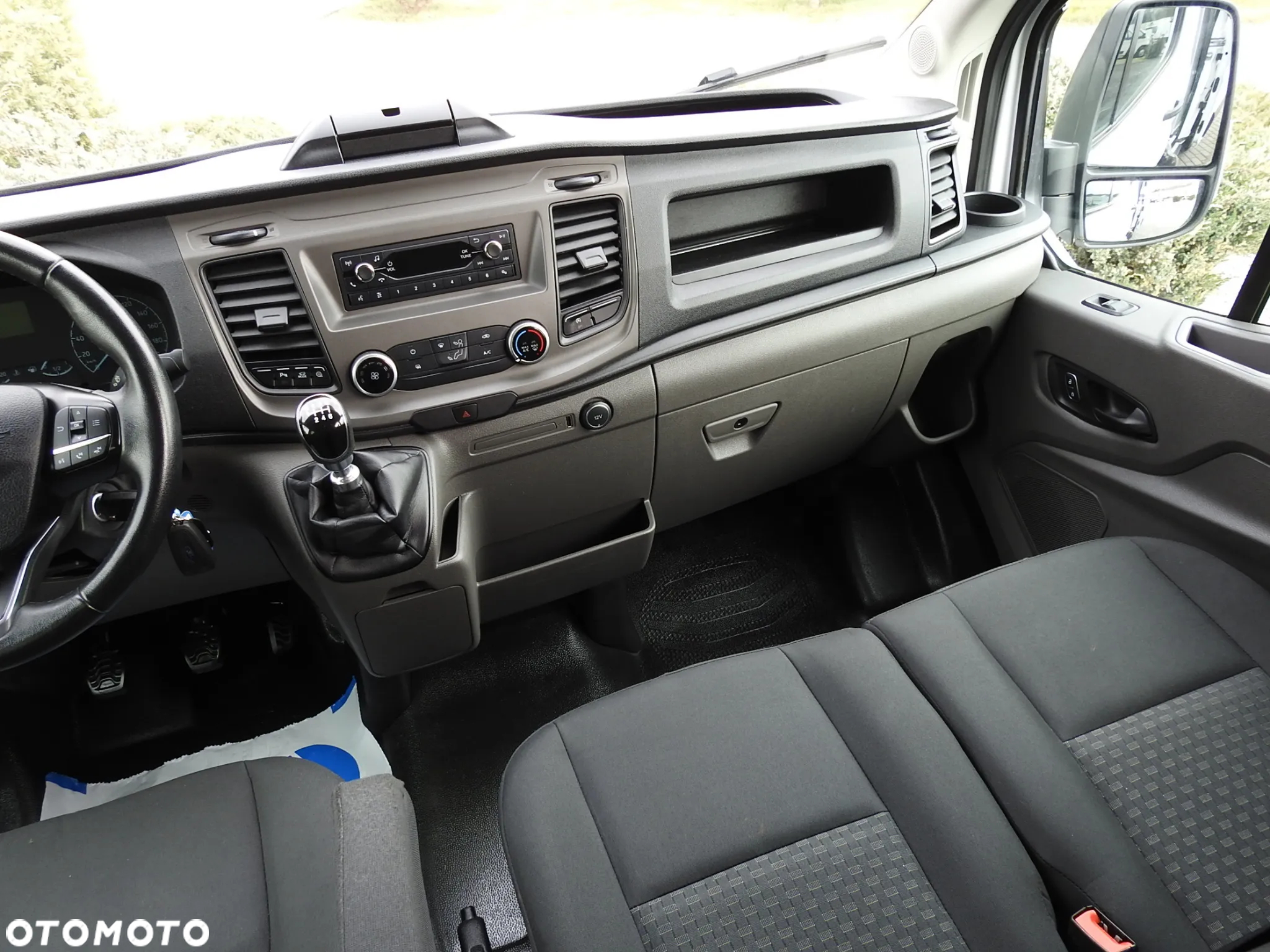 Ford TRANSIT  FURGON BRYGADÓWKA 6 MIEJSC TEMPOMAT LEDY KLIMATYZACJA 180KM [ U88643 ] - 30