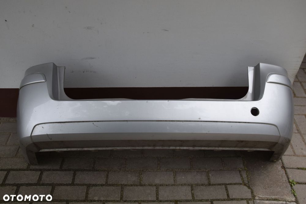 Opel Zafira B 05-14 Zderzak tylny tył srebrny Z157 - 4