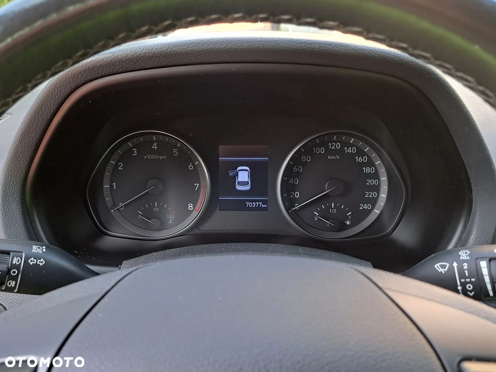 Hyundai i30 1.5 DPI Classic + - 22