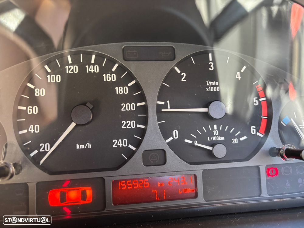 BMW 320 d - 12