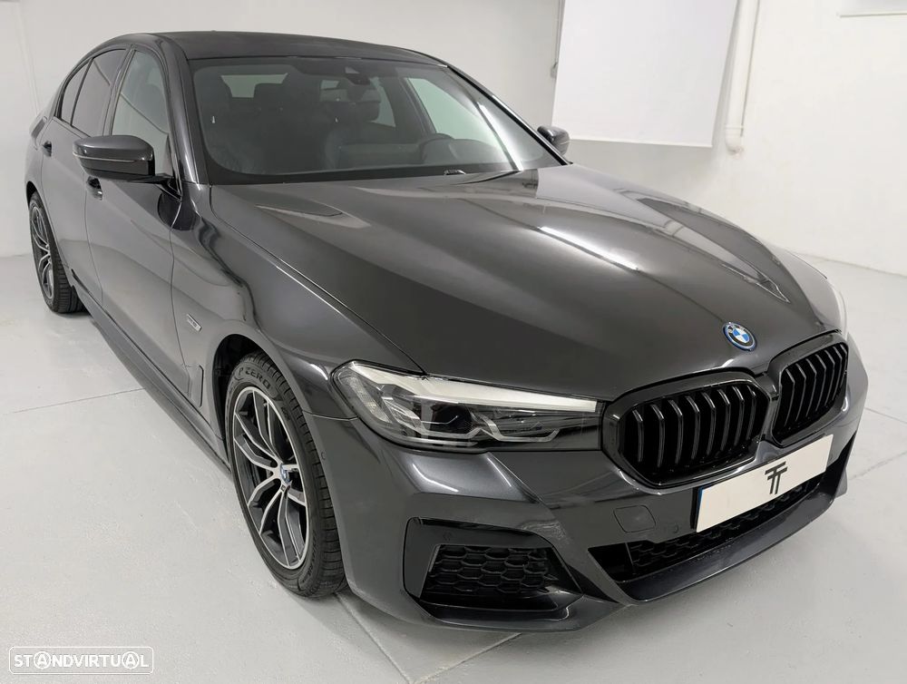 BMW 530 e Pack M - 17