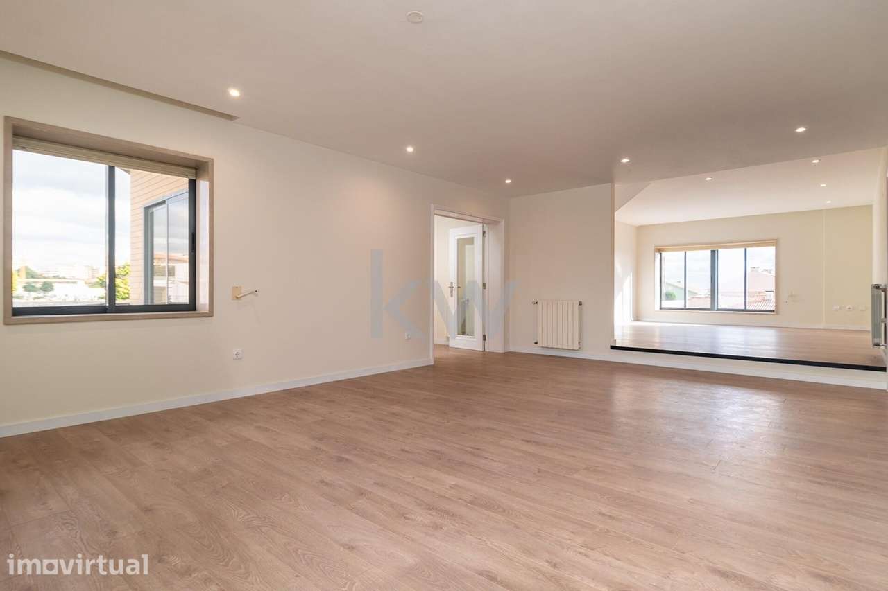 Apartamento T3 Duplex Renovado em Canidelo  Vila Nova de Gaia - Grande imagem: 3/28