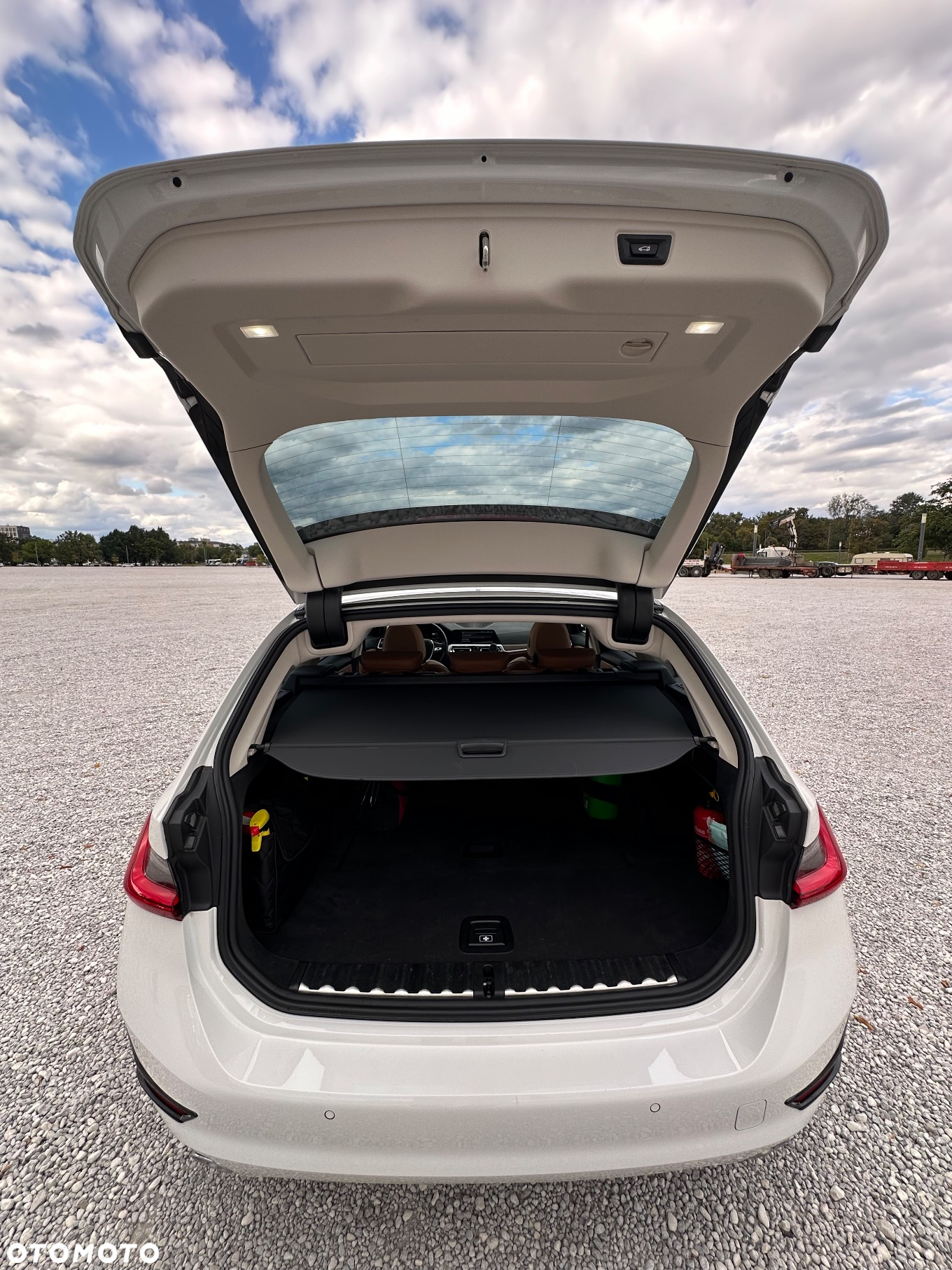 BMW Seria 3 320d Touring Luxury Line - 17