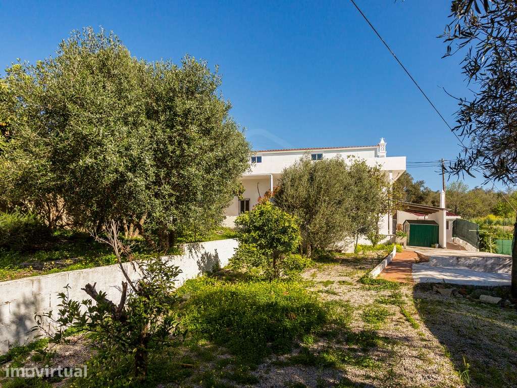 Moradia T4 isolada em Benafim, Algarve - Grande imagem: 4/25
