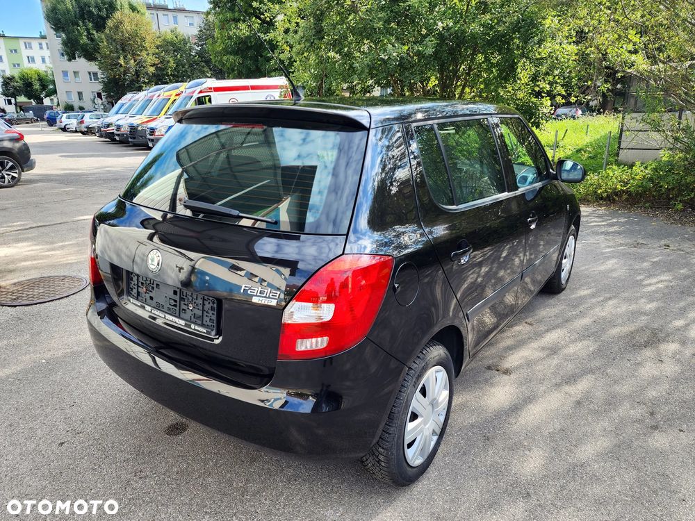 Skoda Fabia 1.2 HTP Ambiente - 4