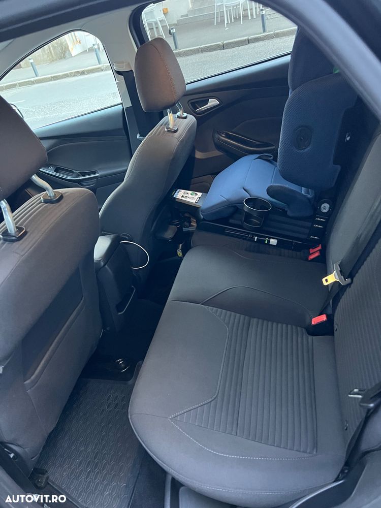 Ford Focus 1.5 TDCi DPF Start-Stopp-System Aut. Business - 4