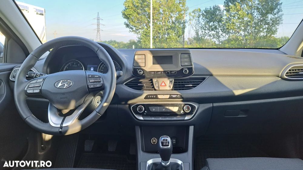 Hyundai i30 1.5 110CP M/T Comfort - 8