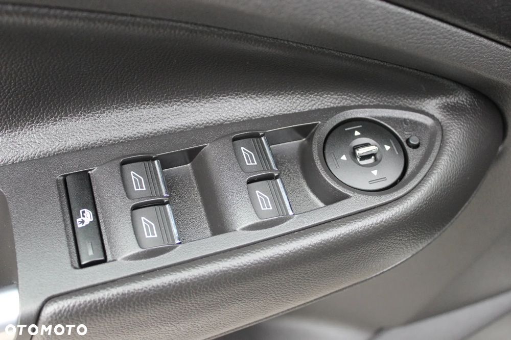 Ford Kuga 2.0 TDCi 4x4 Titanium - 35
