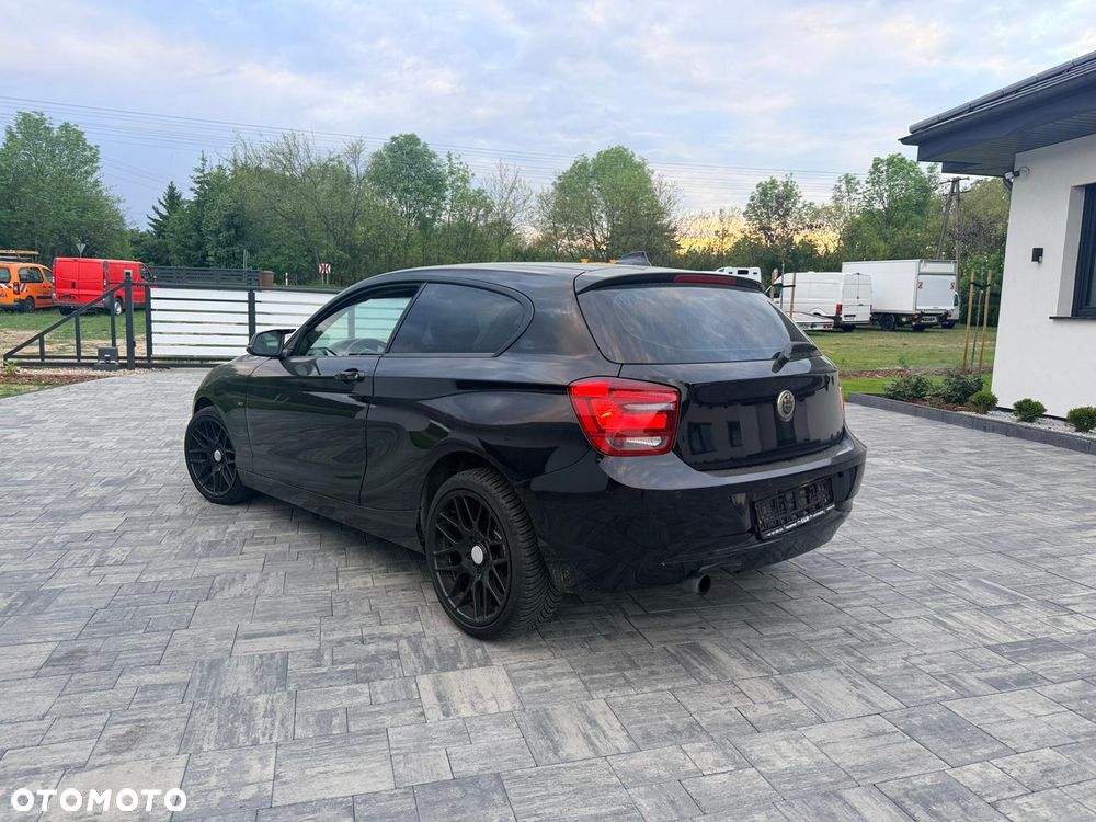 BMW Seria 1 114i Sport Line - 15